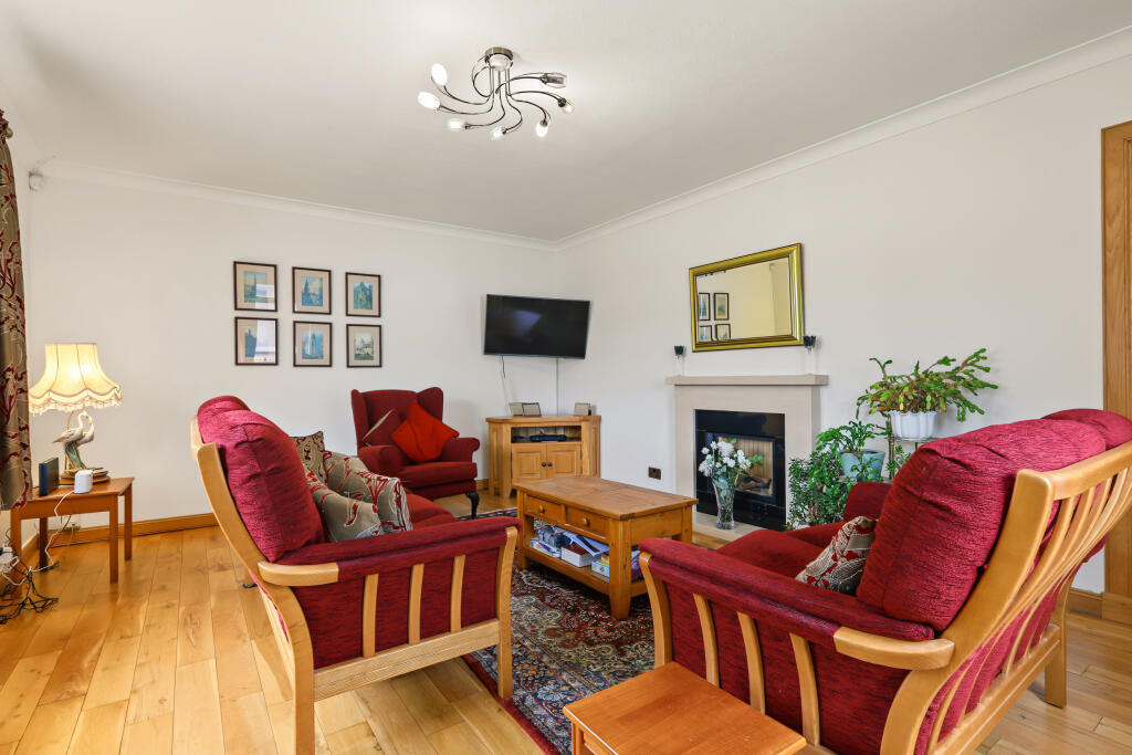 House in Bishopbriggs, Cadder - View 5