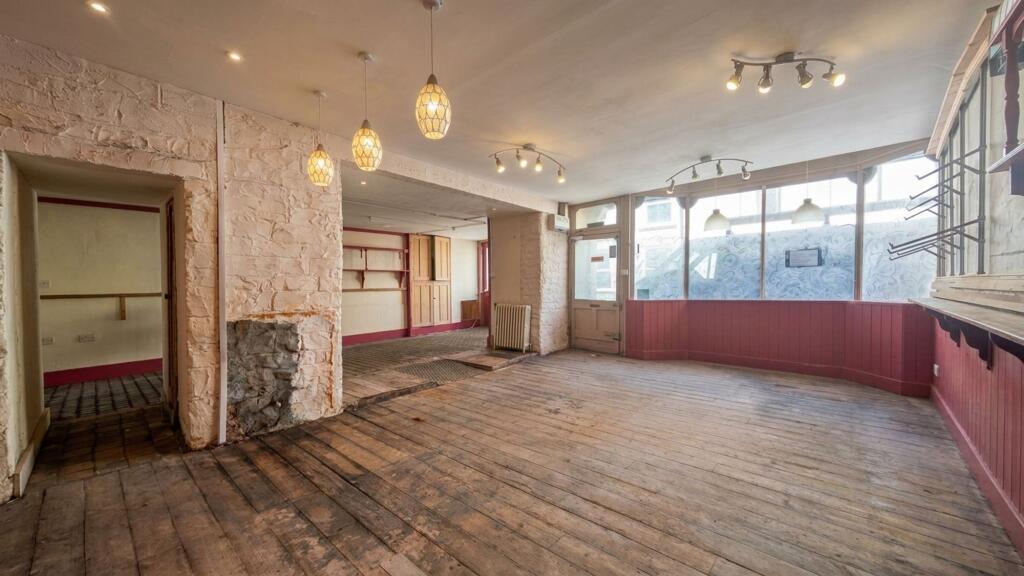 House in Monmouth, Overmonnow - View 4