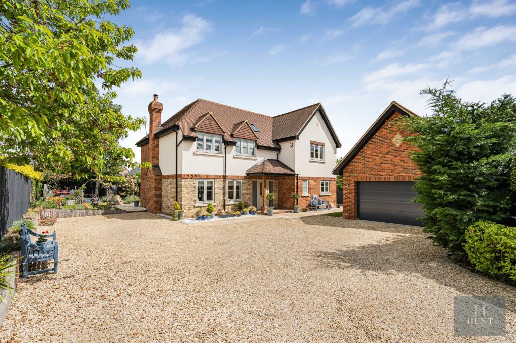 Main image of property: Burns Close, Long Crendon, Aylesbury, HP18