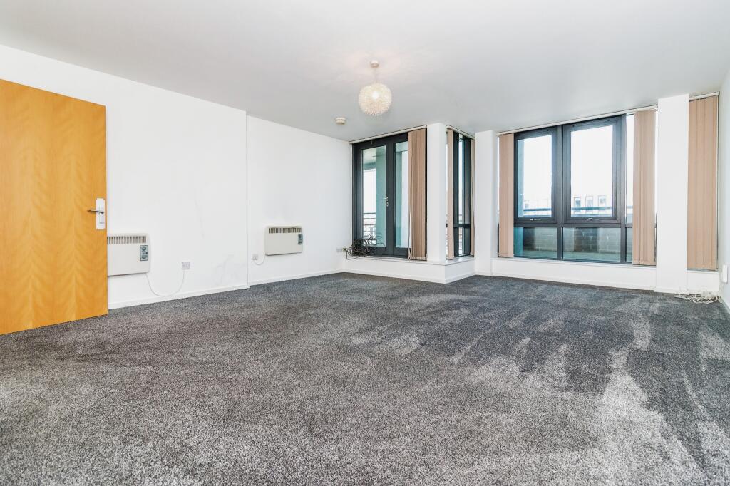 Apartment in Manchester - View 4