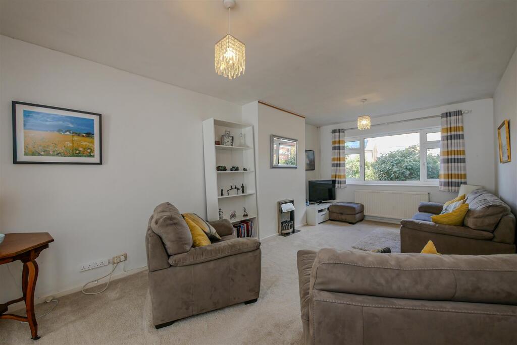 House in South Oxfordshire, Wallingford - More
