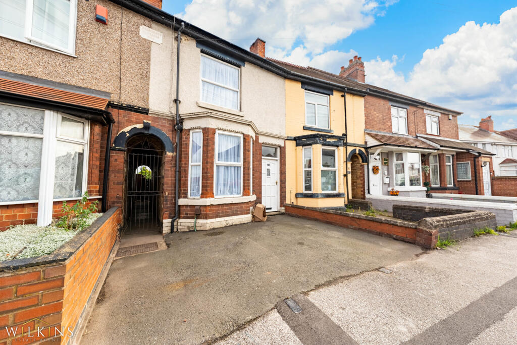 Studio terraced on Croft Road, Nuneaton, Warwickshire, CV10, £170,000