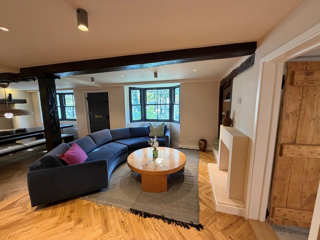 House in Milton Keynes, West Bletchley - View 2