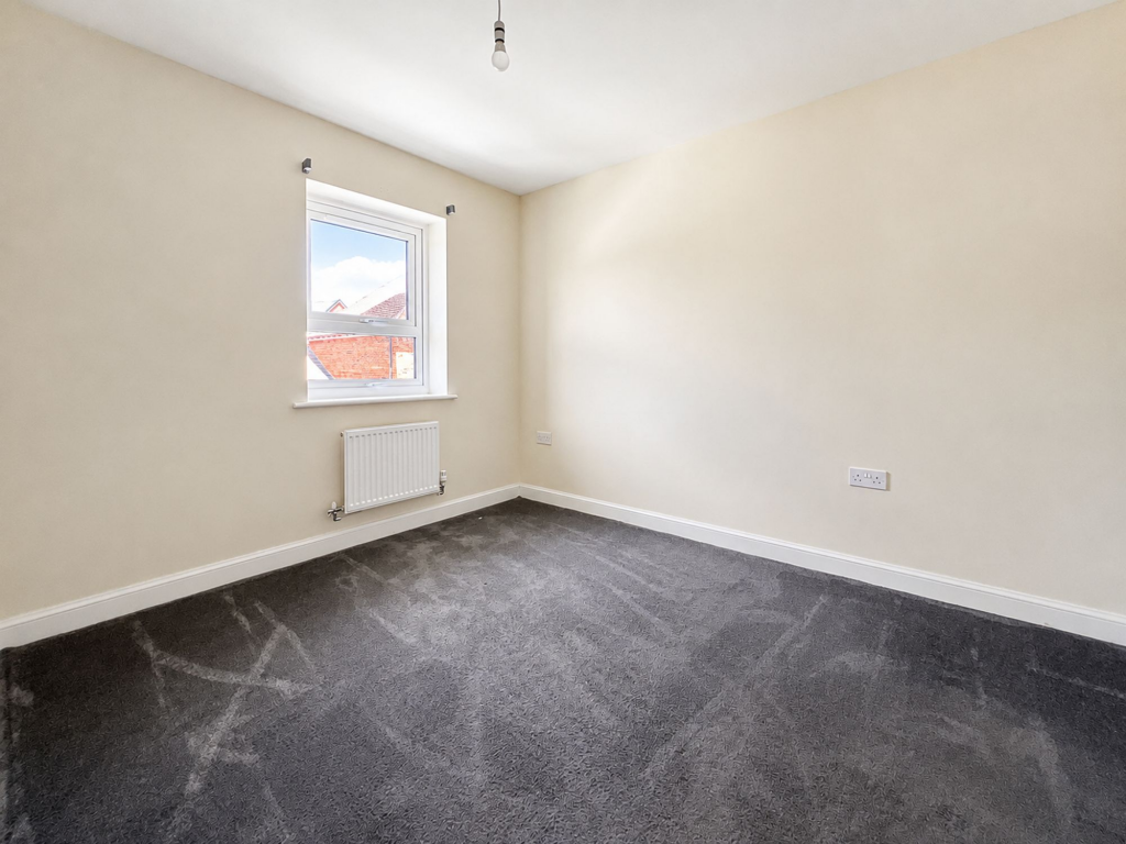 House in Hemel Hempstead - More