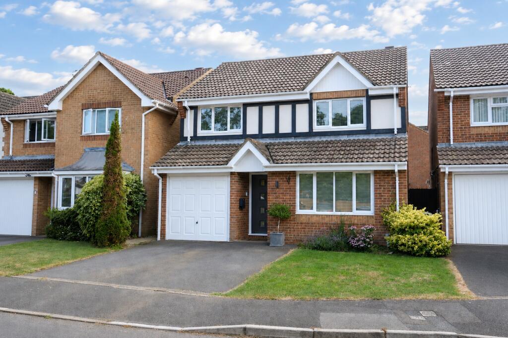 Main image of property: Spindlewood Way, Marchwood, Southampton, SO40 4JZ