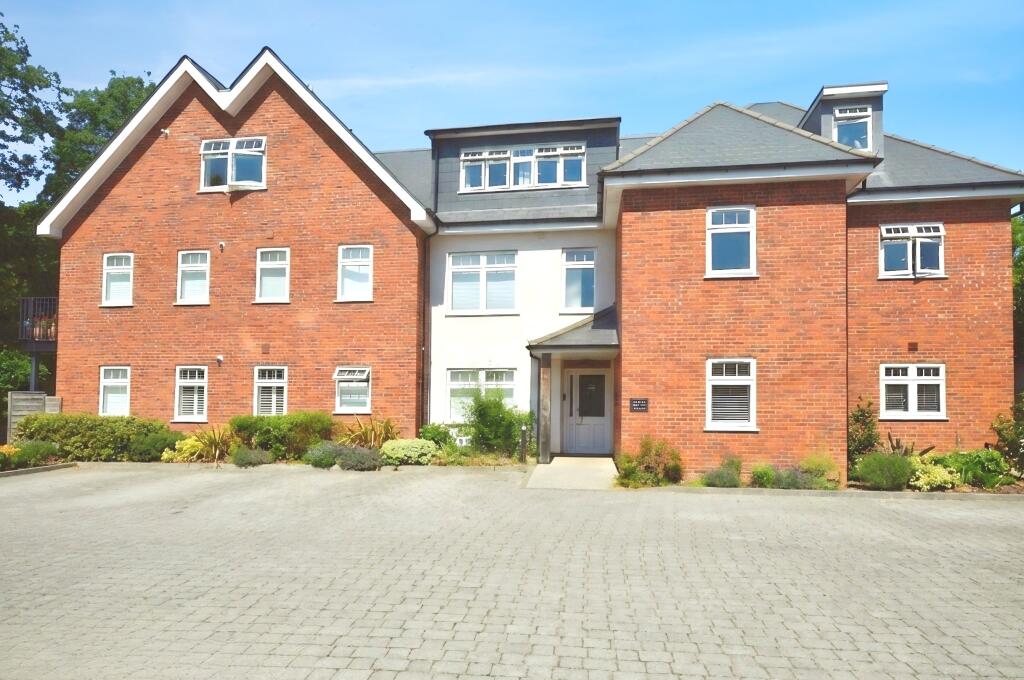 Main image of property: The Limes, St Albans, AL1