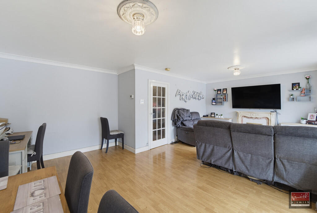 House in Twickenham - View 5