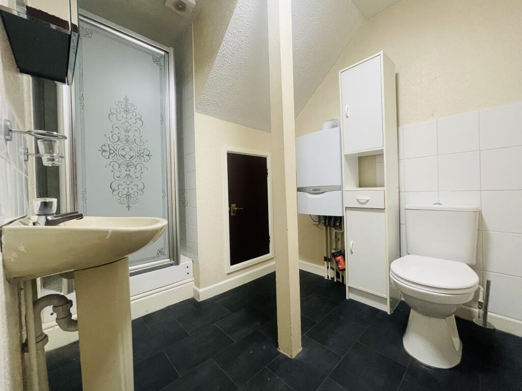 Apartment in Bristol - View 5