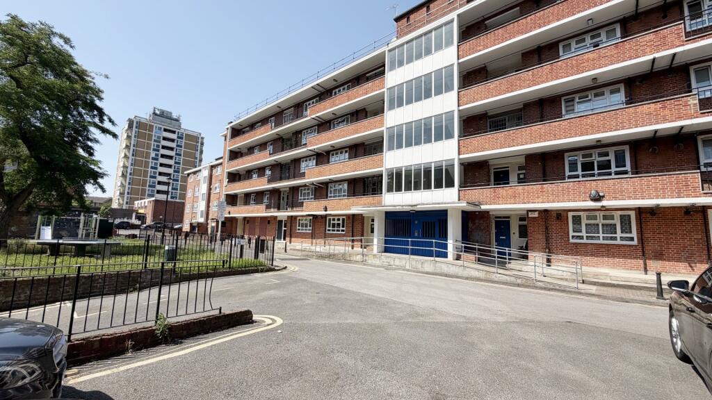 Property photo 8