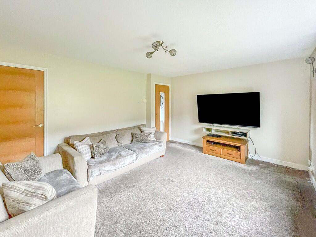 Regent Mews, Dewsbury, West Yorkshire, WF17 photo 5