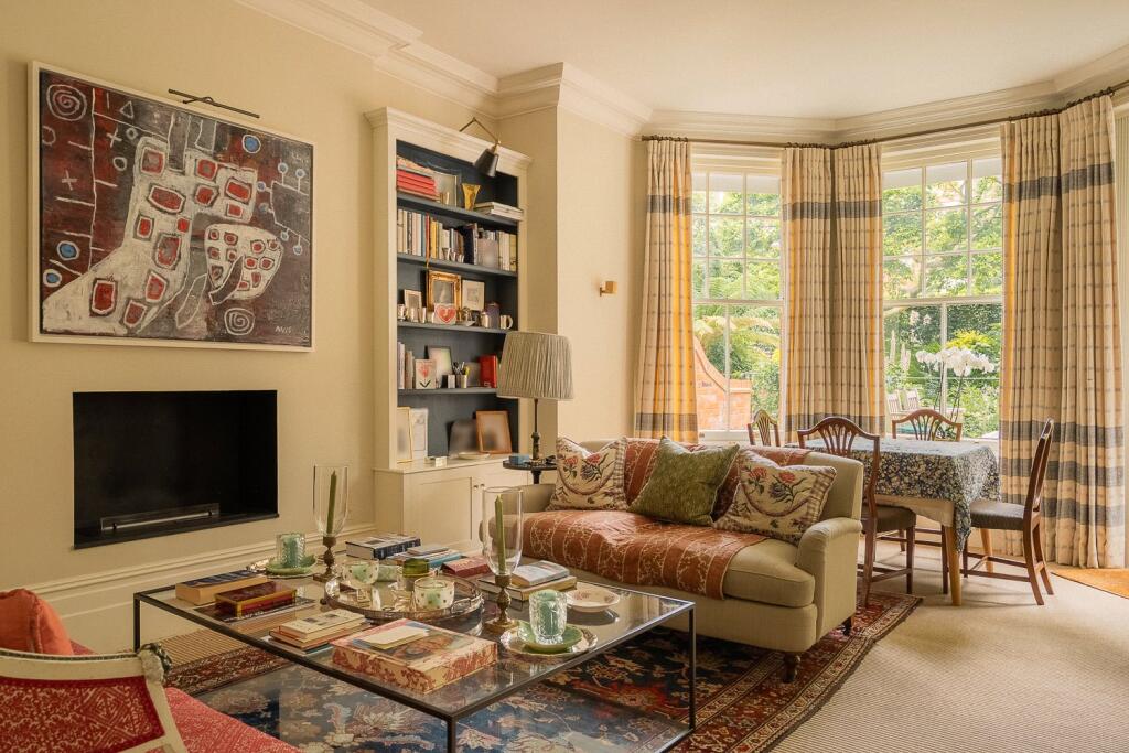 Main image of property: Gloucester Walk, Kensington, London, W8