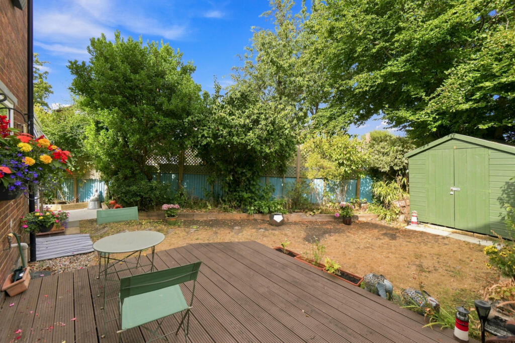 House in Uttlesford, Saffron Walden - View 2