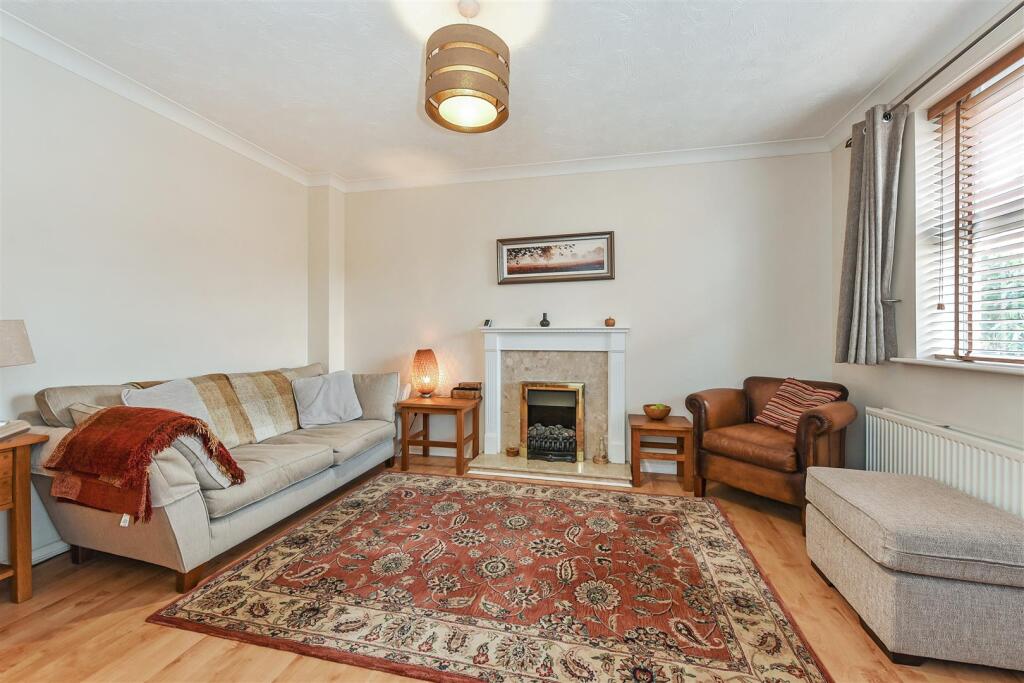Moneyer Road, Andover photo 2