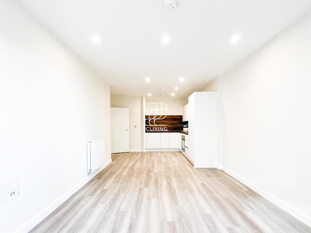 Main image of property: 23 Forest Road London E17