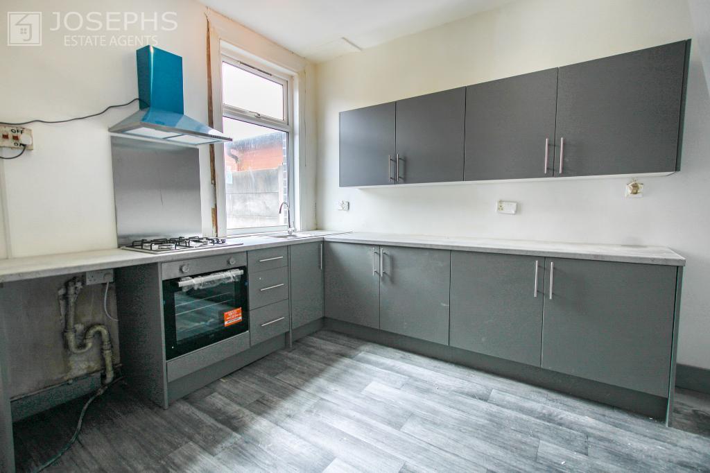House in Bolton - View 5