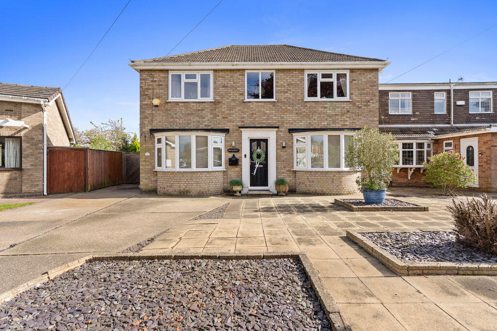 Main image of property: Abbotsway, Grimsby