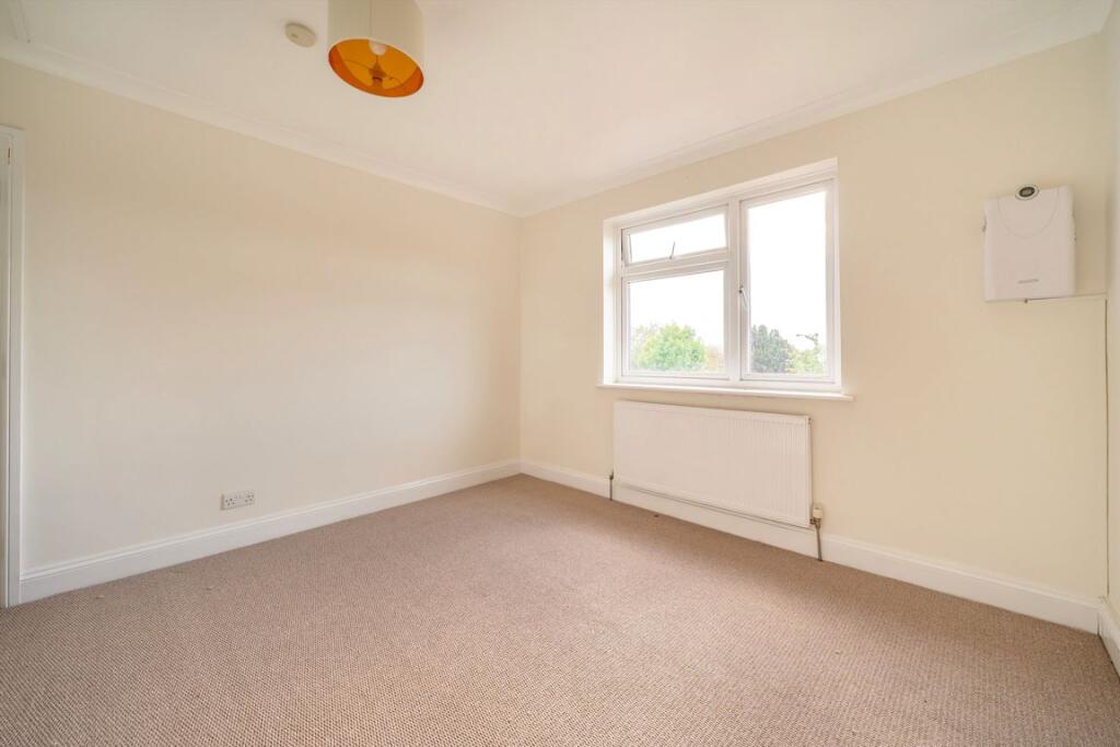 House in Twickenham - View 5