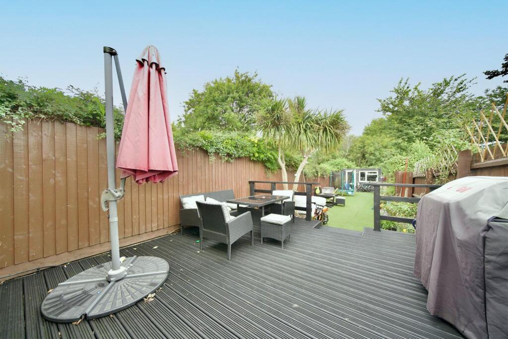 House in Dorchester - View 3