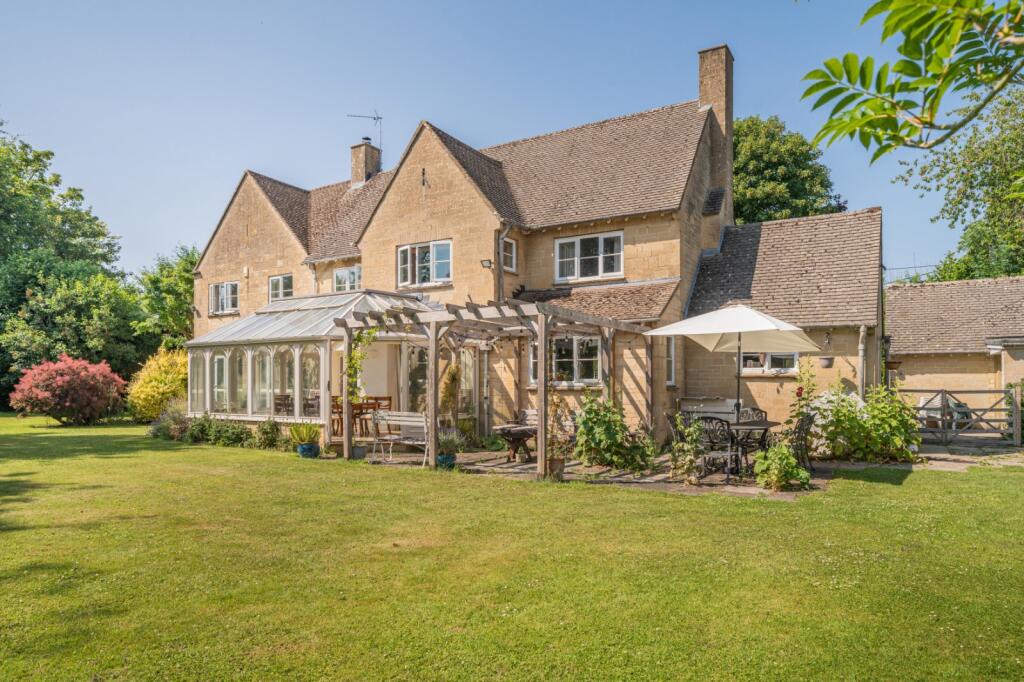 5-bed detached on Park Place, Ashton Keynes, Swindon, Wiltshire, SN6, £950,000