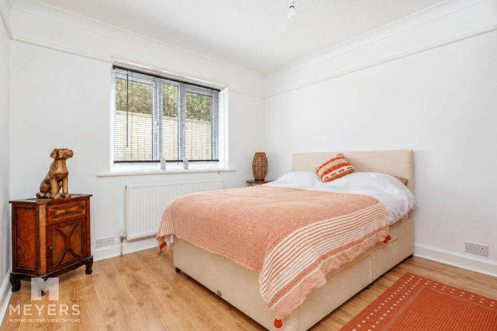 Apartment in Bournemouth - View 4