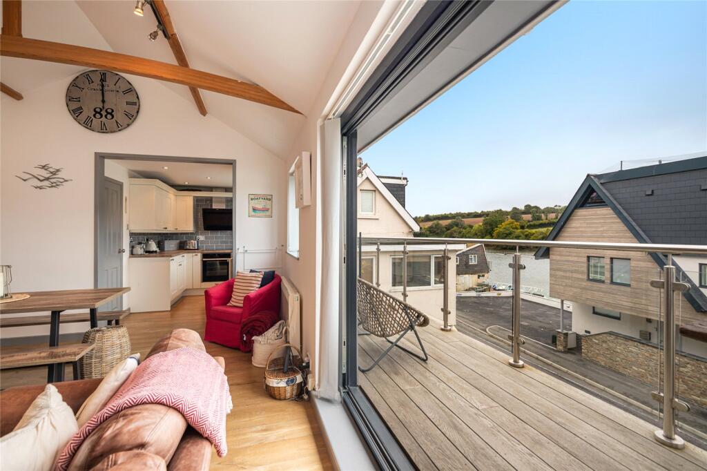 House in Torquay - More