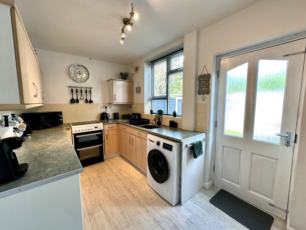 House in Sandwell, West Midlands - View 4