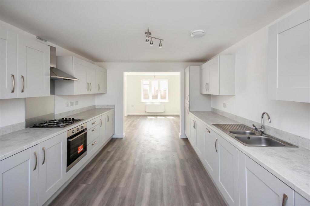 House in Wellingborough - View 2