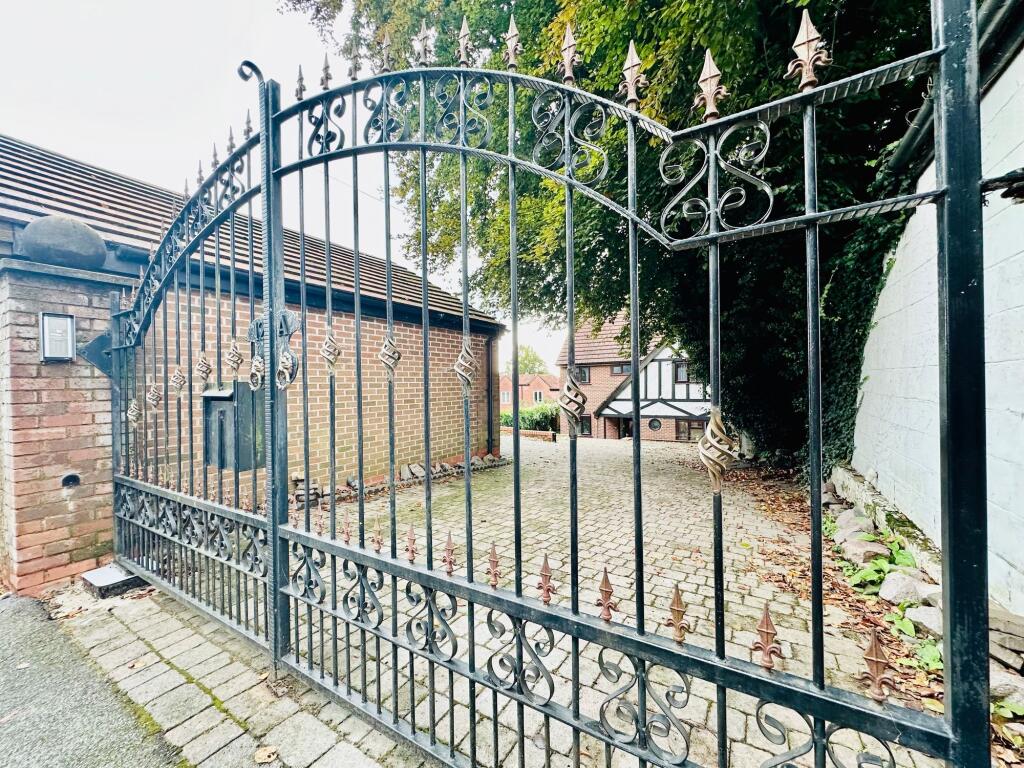 Property photo 8