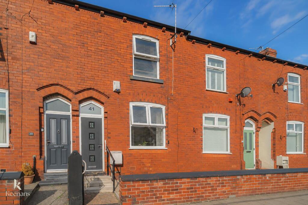House in Salford, Greater Manchester - View 4