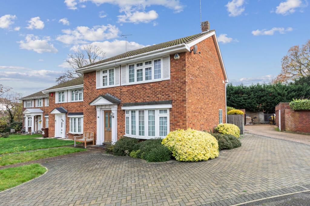 Main image of property: Temple Mead Close, Stanmore, HA7