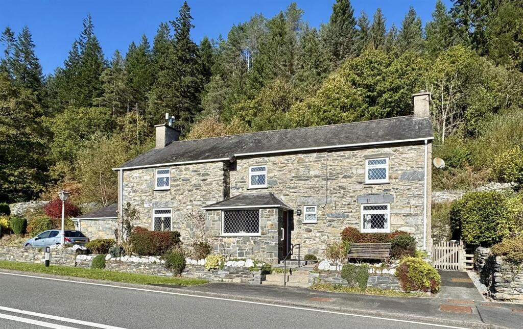 Main image of property: Betws Y Coed