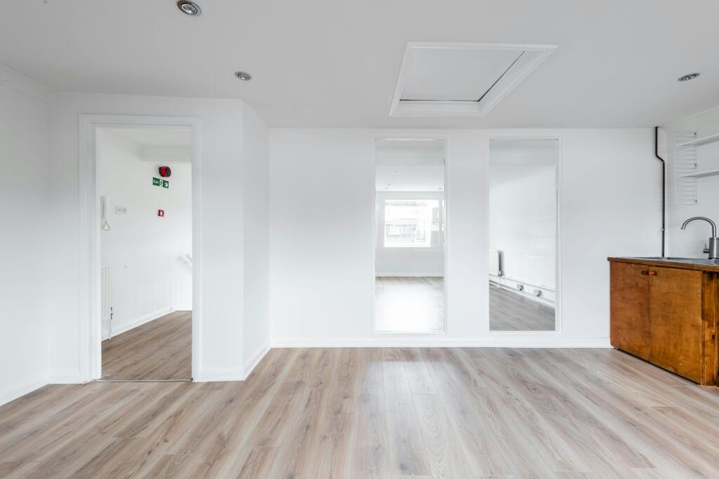Hanbury St 28 - Low Res 23.jpg