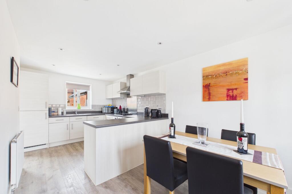House in Northampton - View 4
