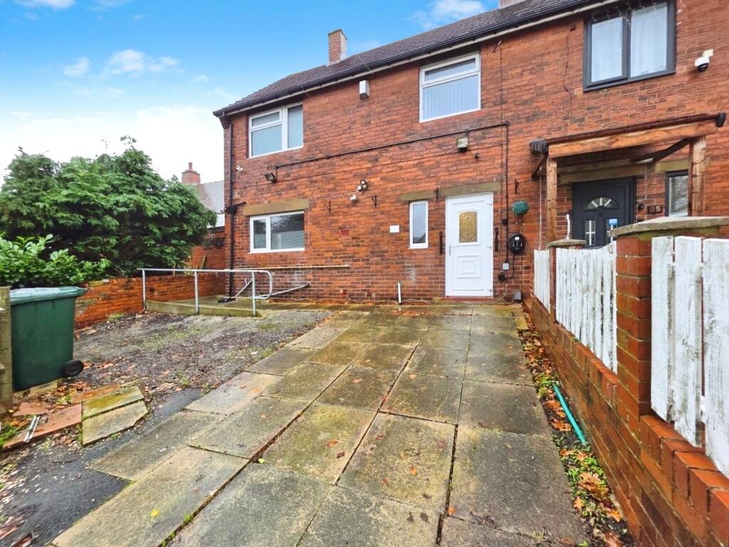 Main image of property: School Avenue, Dewsbury, West Yorkshire, WF13