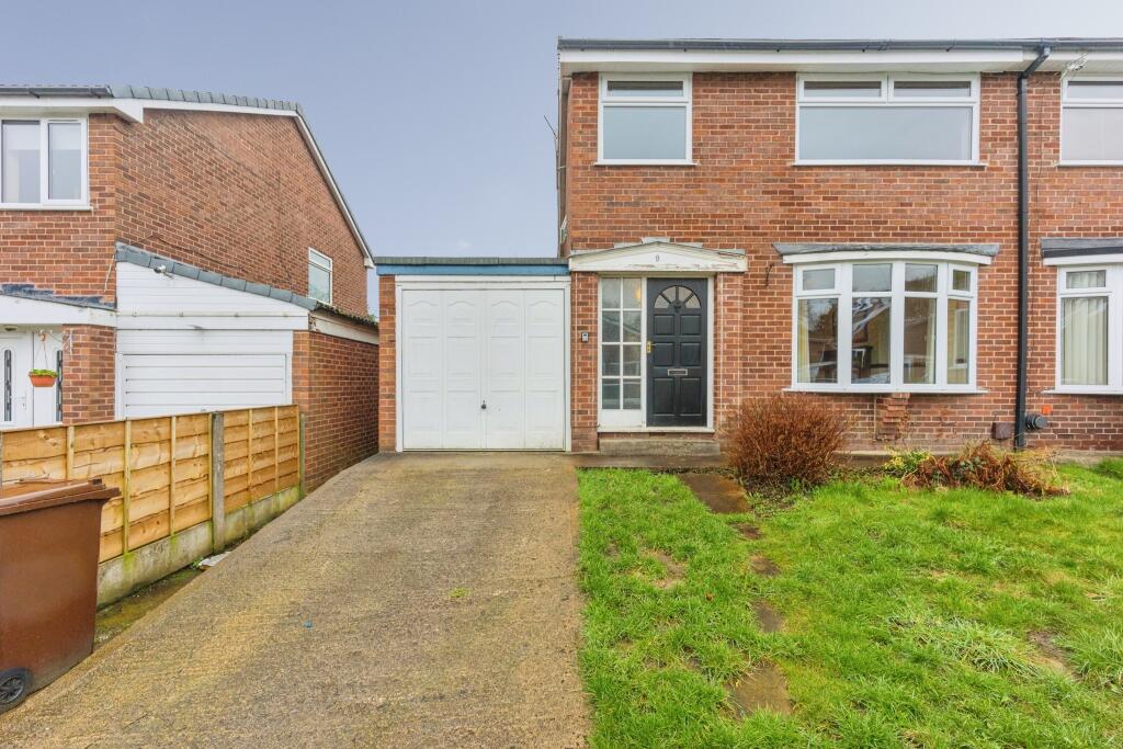 Main image of property: The Boulevard, Hyde, SK14