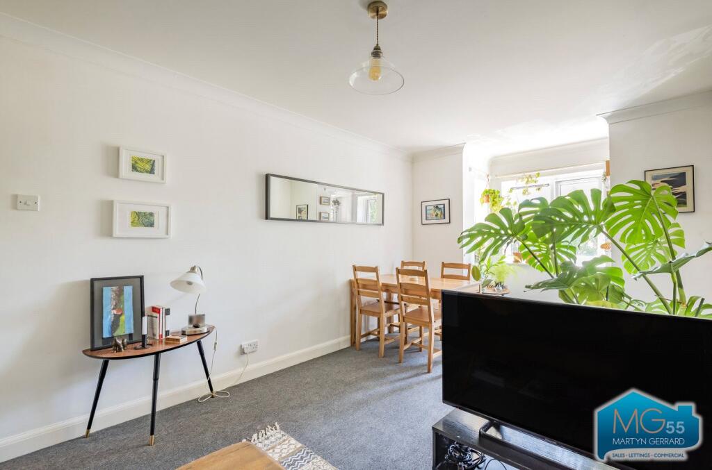 Apartment in London - View 3