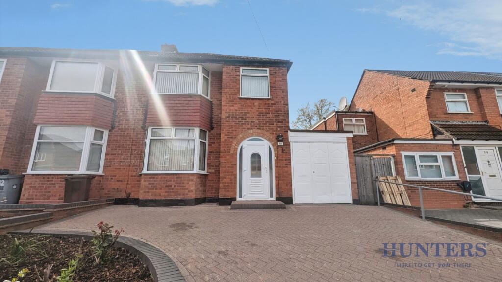 Main image of property: Leam Crescent, Solihull B92 8PD