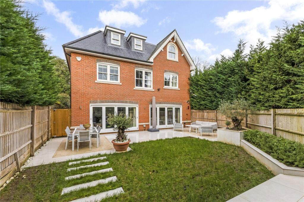 5 bed detached - Windsor Grey Close, Ascot, Berkshire, SL5 image 4