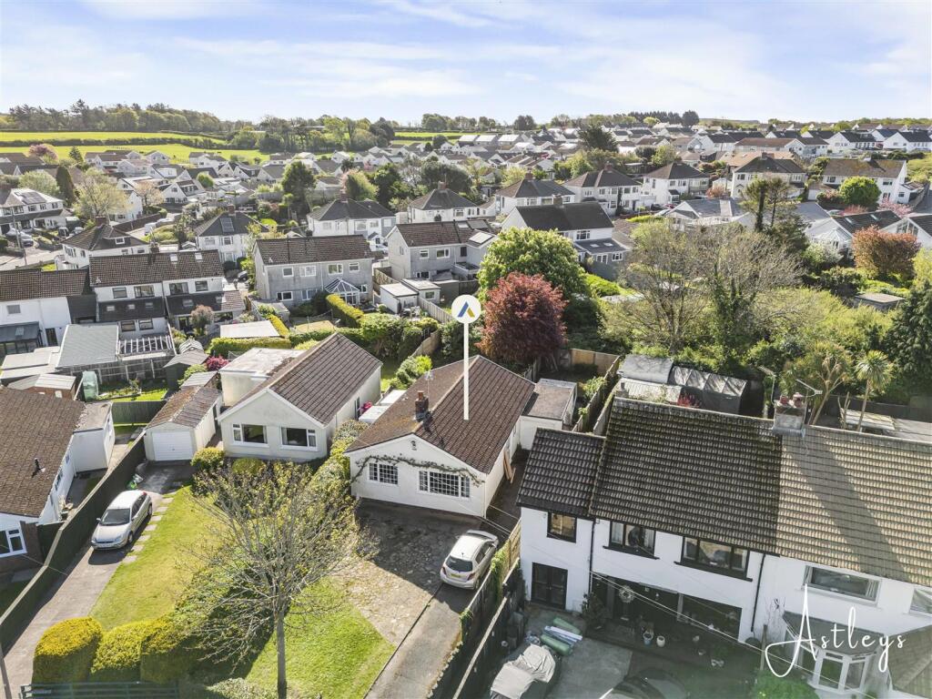 Main image of property: Linkside Drive, Southgate, Swansea
