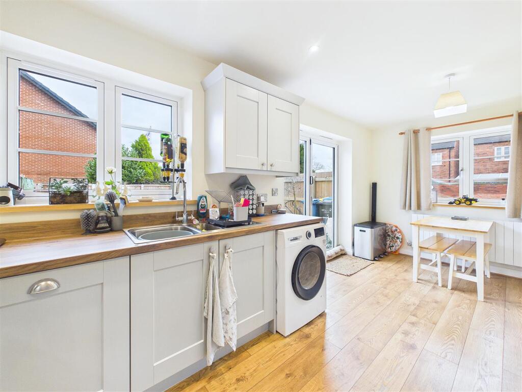 Additional image 10 of Elizabeth Grove, Elford, Tamworth