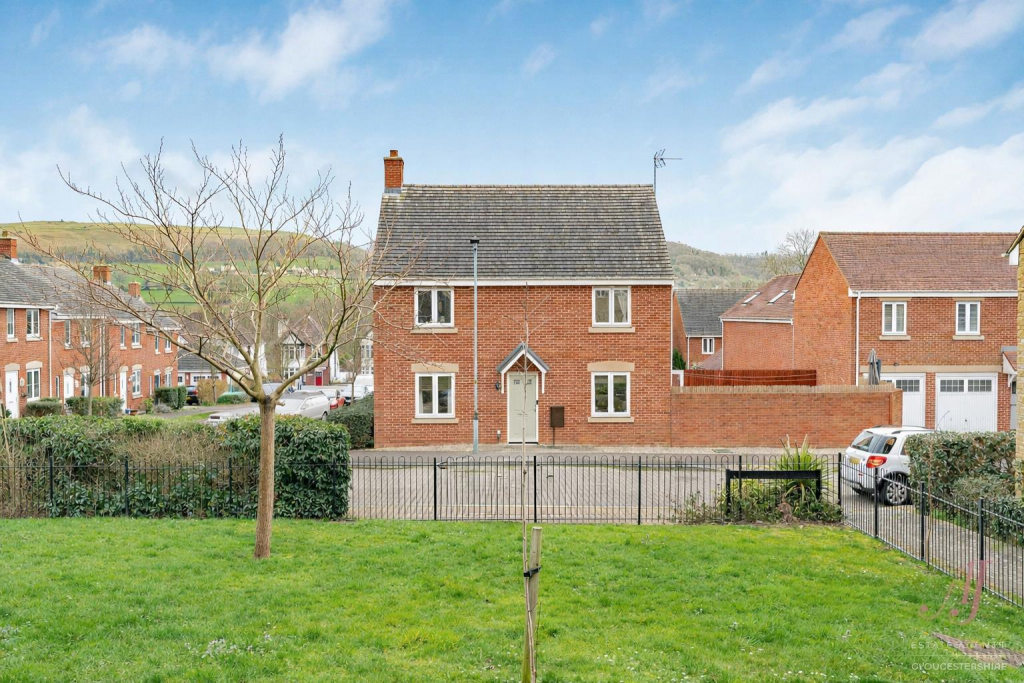Main image of property: Renard Rise, Ebley, Stroud