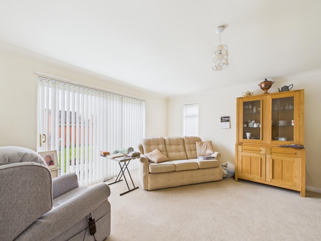 Birchfield Close, Chellaston photo 3