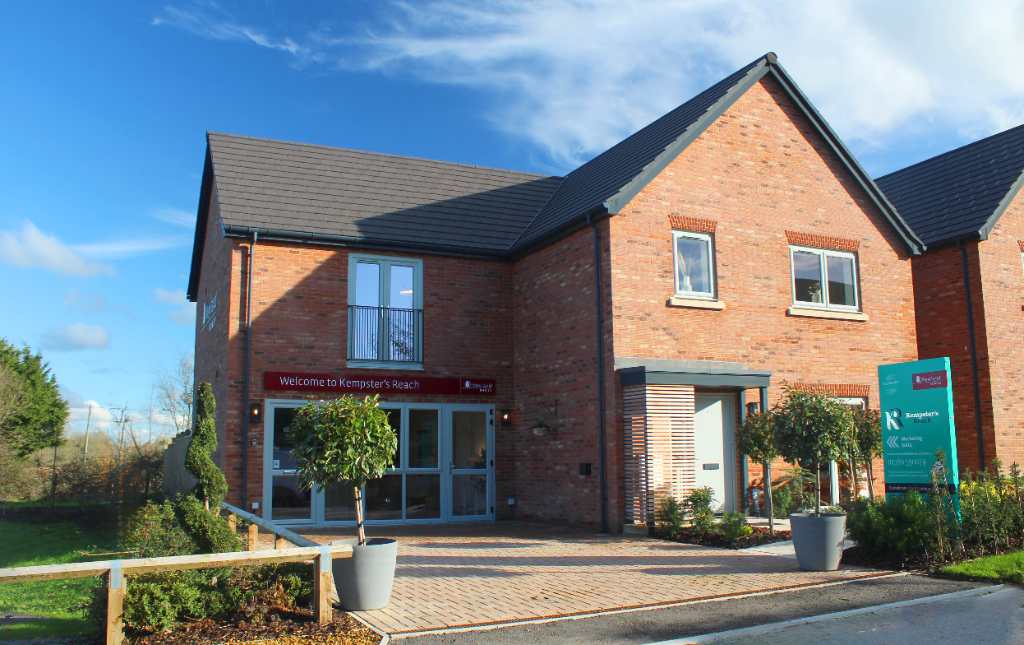 Main image of property: Off High Street,
Worton, 
Devizes, 
Wiltshire, 
SN10 5RZ