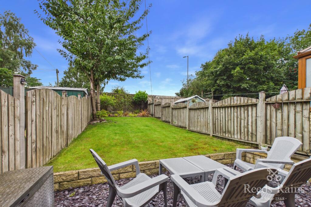 House in Bradford, West Yorkshire - View 5