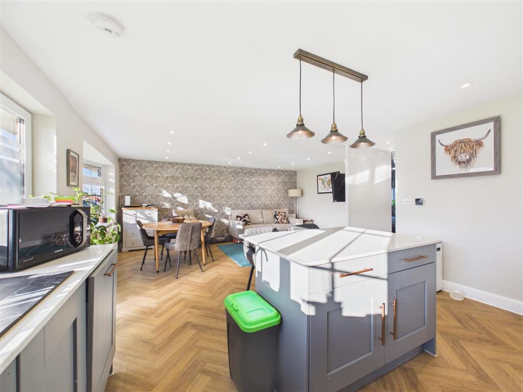 Queensway Close, Mark, Highbridge photo 4