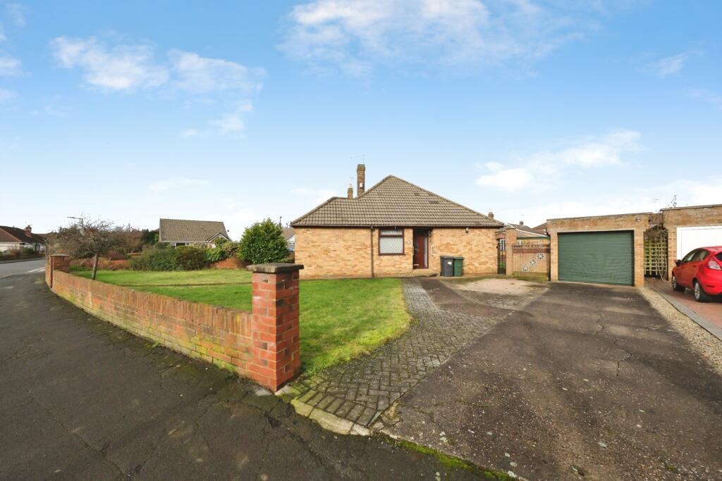 Main image of property: Sunnyside, Edenthorpe, Doncaster, South Yorkshire, DN3