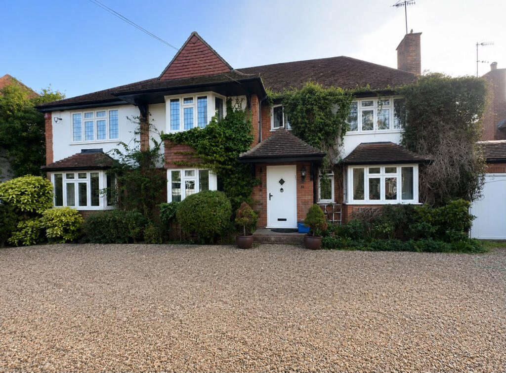 Main image of property: Newlands Avenue, Radlett, WD7