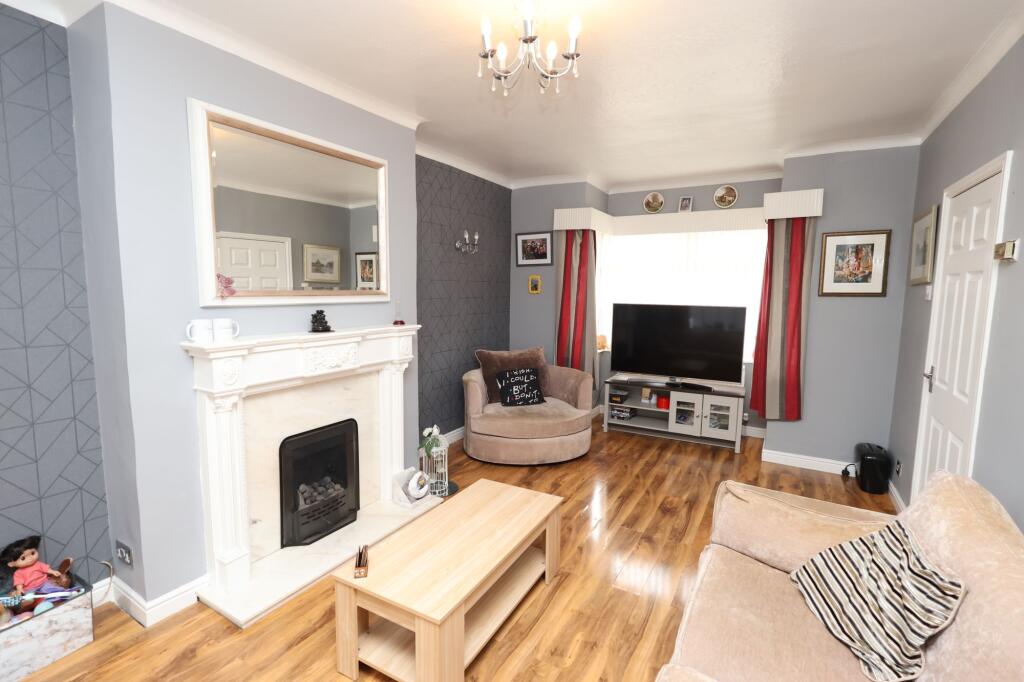 Barton Road, Stretford, M32 photo 4