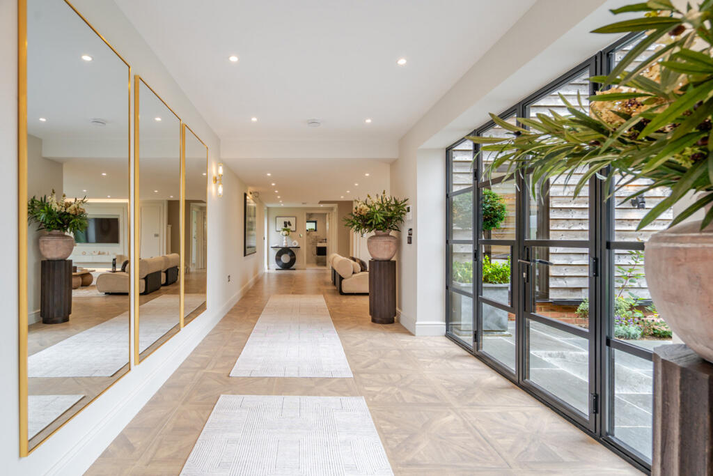 House in Milton Keynes - View 4