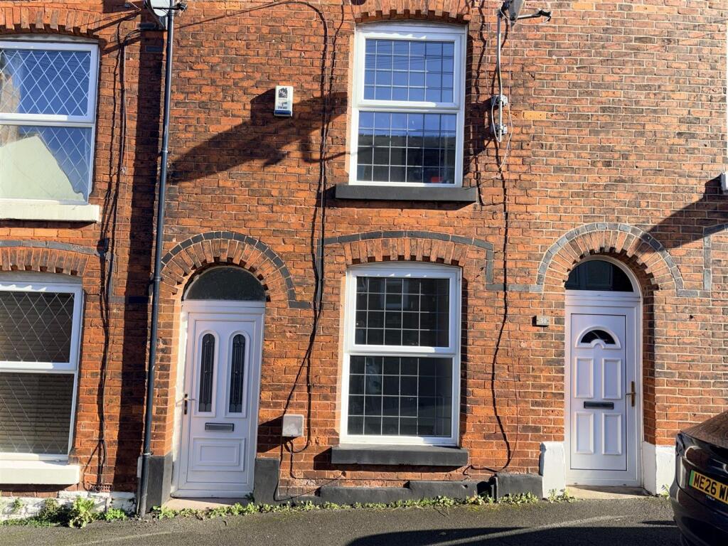 Main image of property: Elgin Street, Stalybridge